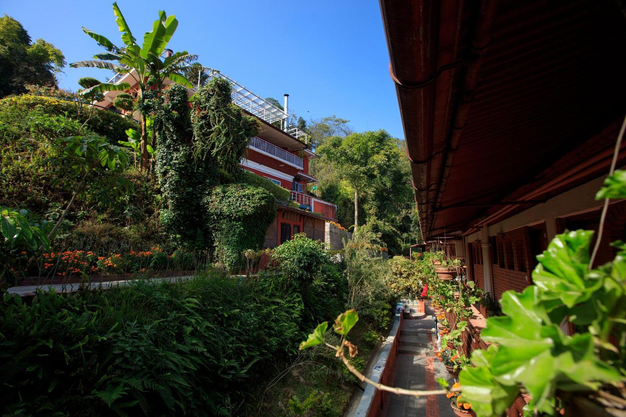 Dhulikhel Lodge Resort Экстерьер фото